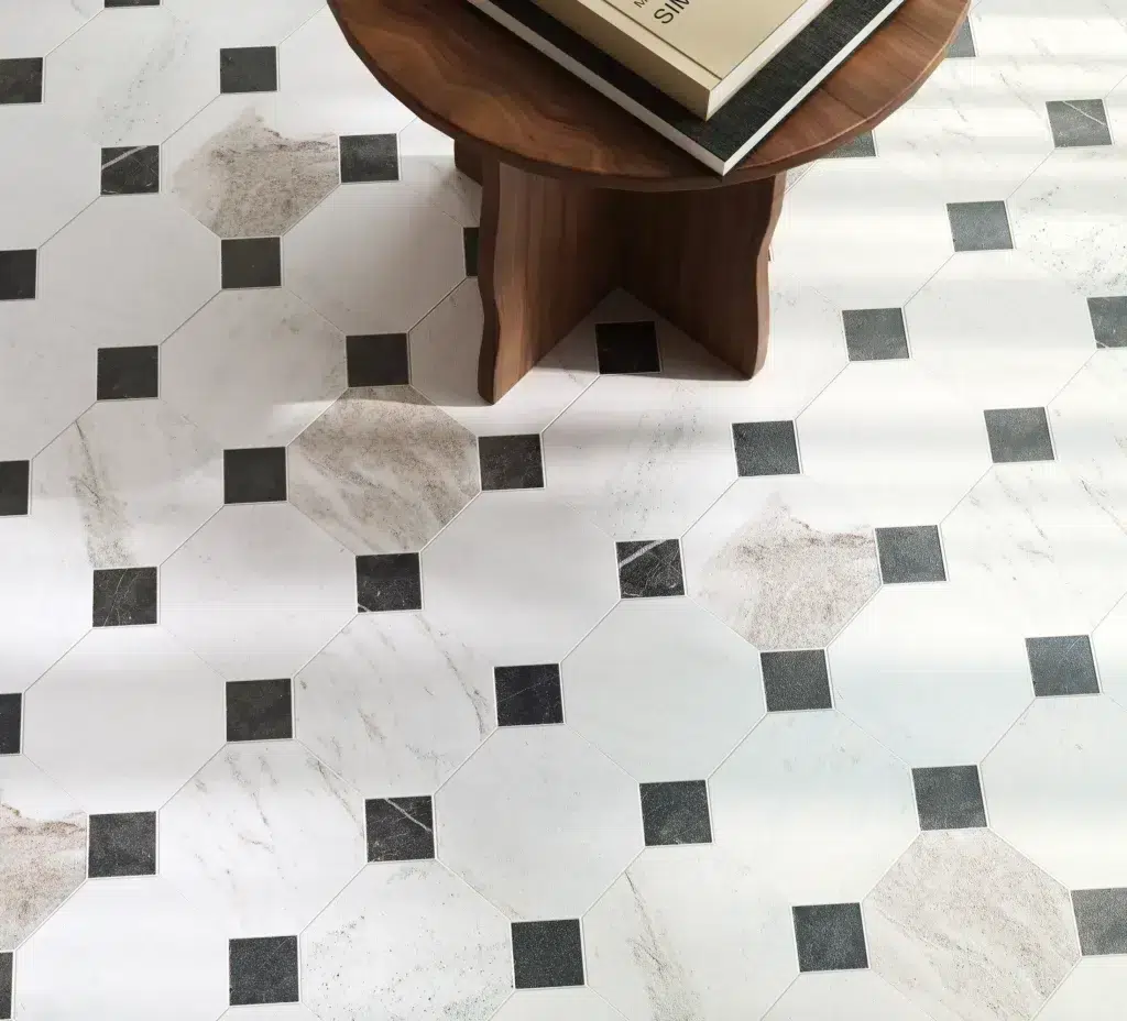Valentino Bianco with Nero Dot, Tumbled - Nero, installed setting
